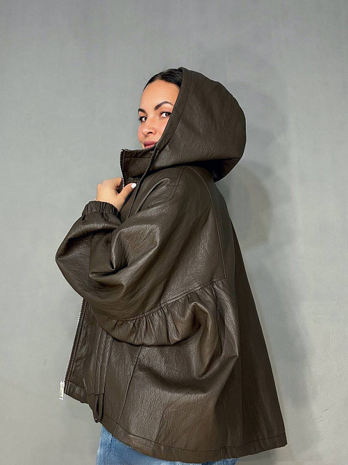 Куртка женская Dolly Villa JY-08-6396 из экокожи оверсайз с капюшоном большие размеры коричневая, коричневый, 3XL Киев - изображение 10