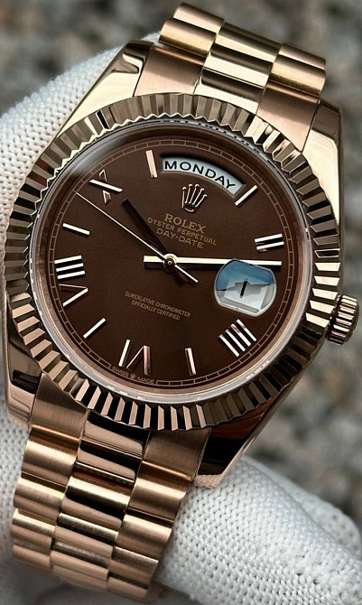 Швейцарський годинник Rolex Day-Date 40 Everose Gold Київ - фото 7