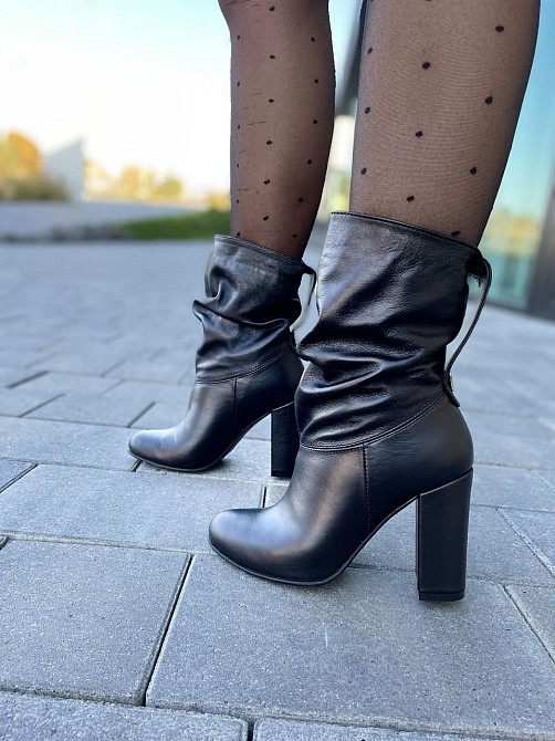 Nivelle Черевики жіночі NIVELLE чорні натуральна шкіра каблук 10см висота 15см 35р.-22.5см 39р. Коломия - фото 8