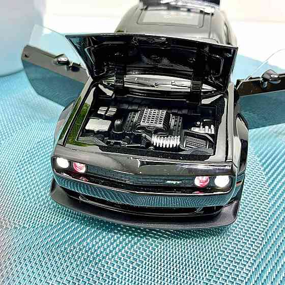 Машинка металева Авто Експерт Chevrolet Camaro 1:24 відчиняються двері капот багажник світло/звук Чорна (GT-12099) Чернігів