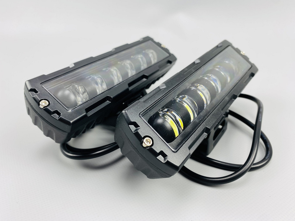 Прямокутна протитуманна світлодіодна лампа для позашляховиків фара 30W LED 6 Led діодів 3D лінза 9-32V Мукачево - фото 3