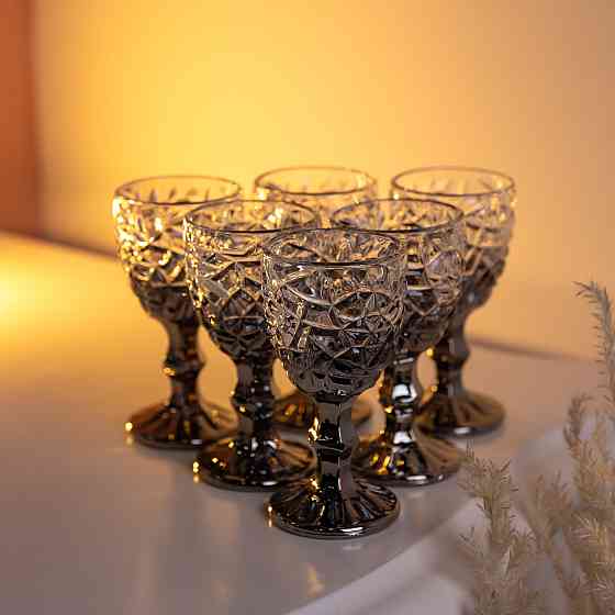 Набір чарок на ніжці 6 штук 50 мл для горілки наливки подарункові чарки скляні фігурні Сірі HP-19-186 Київ