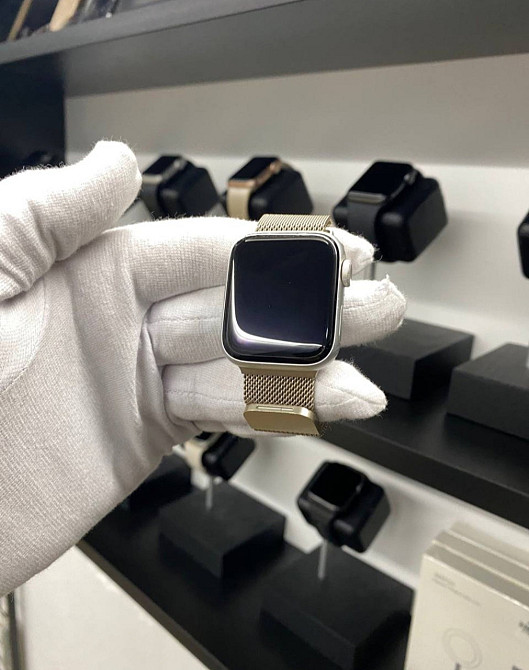 Apple Watch 5 40mm. Silver. 76% батарея . Киев - изображение 1