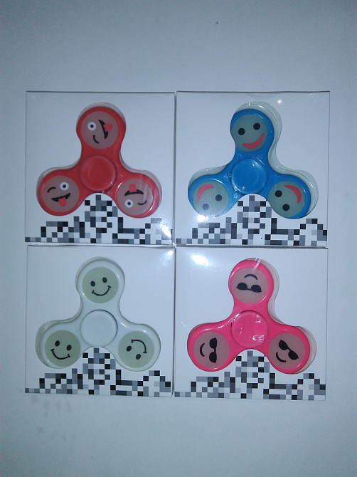 Спіннер зі смайлом фосфорний, світиться в темряві, в асорт., в кор.SP-006, шт Київ - фото 1