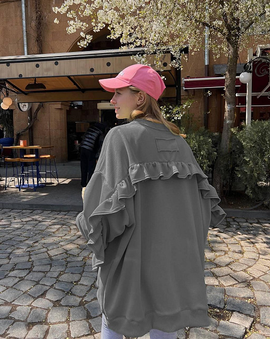 Женский стильный оверсайз свитшот с рюшами Графит Одесса - изображение 1