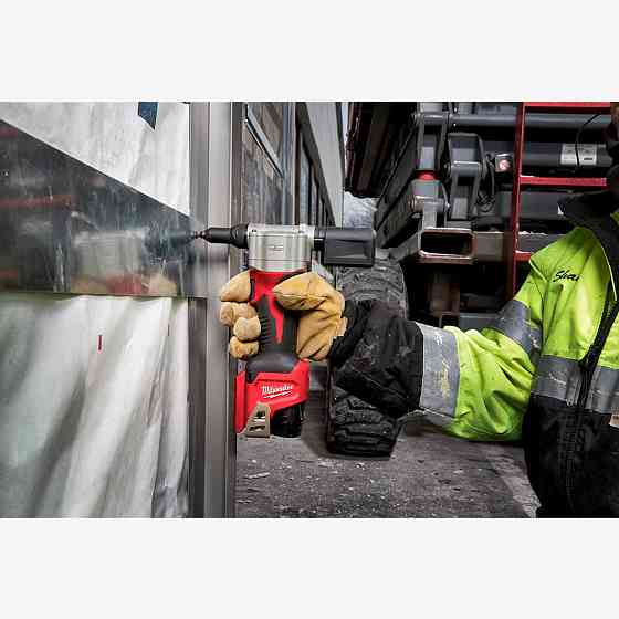 Заклепочник акумуляторний MILWAUKEE M12 BPRT-0 Одесса