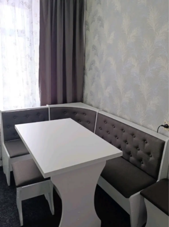 Уголок кухонный со столом и 2 табурета 114х154 см Семейный - Белый Львов