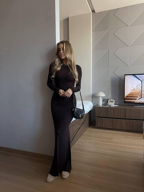 Женское облегающее макси платье из вискозы Шоколадный Одесса - изображение 6