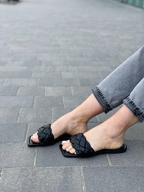 Lonza Шльопанці жіночі літні чорні з відкритим носком еко-шкіра LONZA G1-11A р. 37-40 / Легкі ш Коломыя - изображение 8