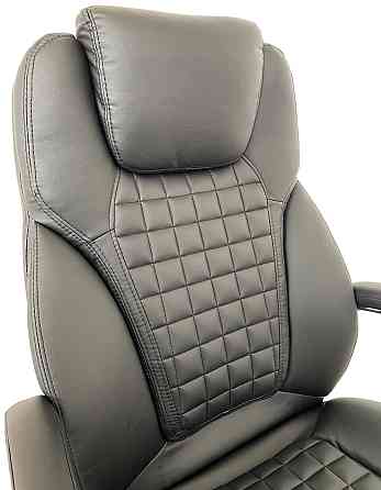 Офісне крісло керівника Tehforward Tesla хром Anyfix Чорний Дніпро