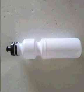 Велосипедна фляга (пластикова, біла) (700ml) Мукачево