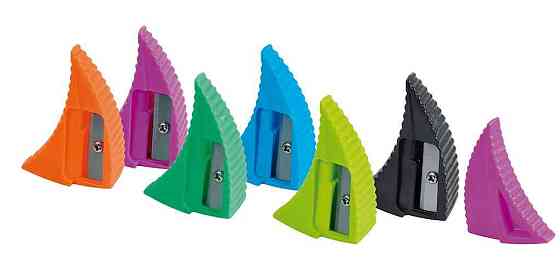 Чинка пластикова Sail, 1 лезо, Асорті O40681 ТМ CFS Solmir Київ