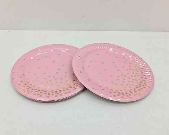 Тарілки паперові одноразові "Конфеті на рожевому" 18 см, 10 шт No43 (1 пачка) Харків