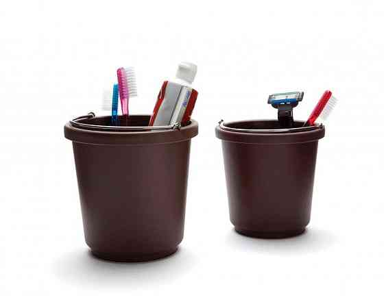 Универсальная подставка для нужных вещей, коричневая Ровно