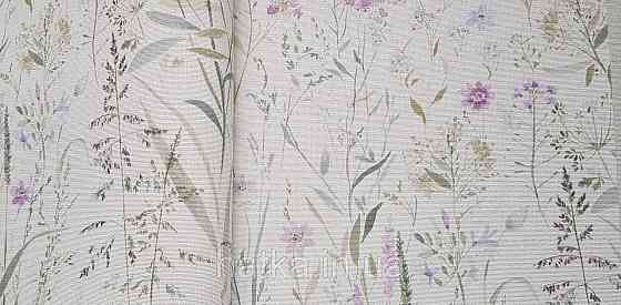 Шпалери вінілові на флізеліні Grandeco Universe метрові прованс квіти листя зелені бузкові рожеві Київ