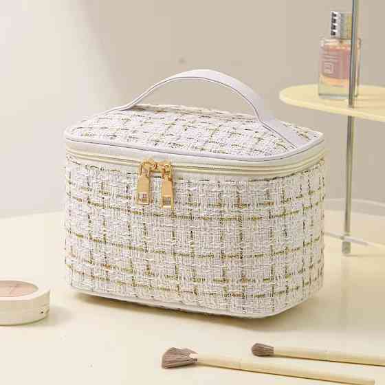 Косметичка женская винтажная, дорожная, белая Каменец-Подольский