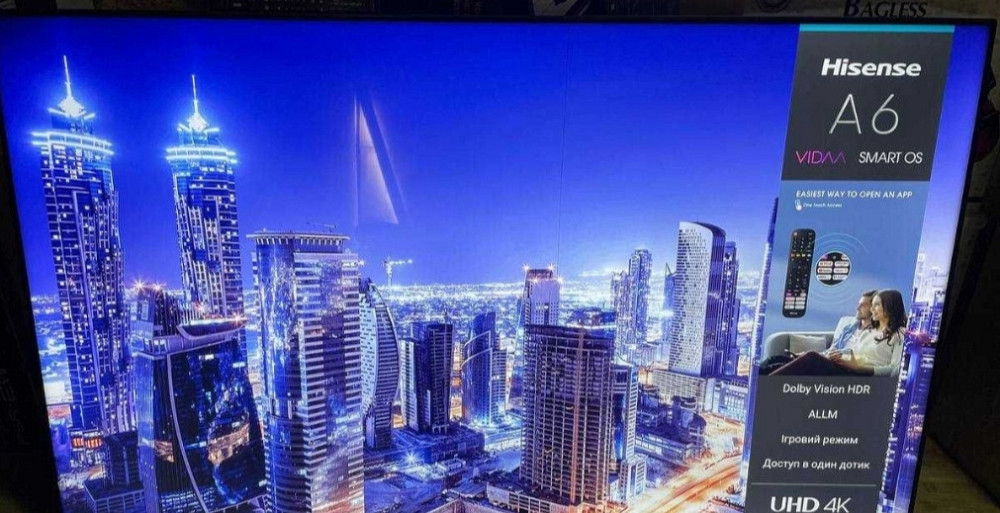 Телевизор Безрамный: 55