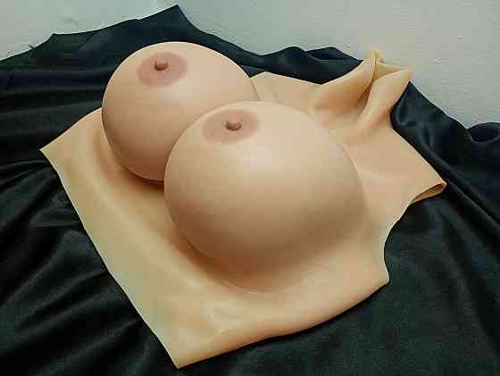 Реалістичні силіконові груди протез грудей Roanyer розмір F Луцк