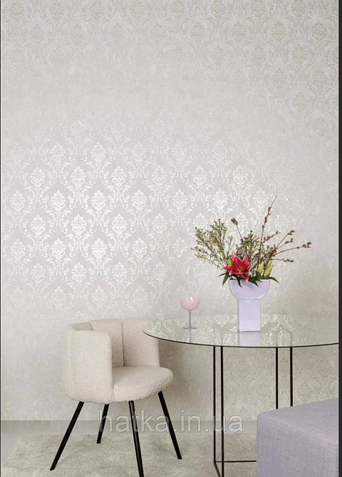 Шпалери вінілові на флізеліні Grandeco Universe 5 вензелю завитки сріблясті на сірому Київ - фото 8