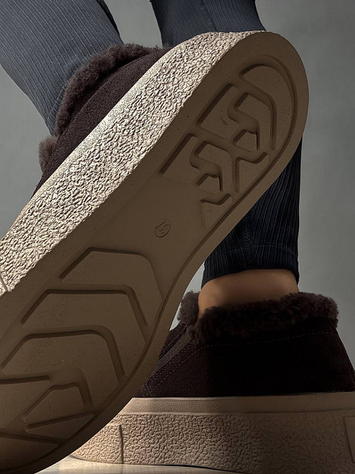 Ботинки женские Hengji 660-2 замшевые кеды на меху коричневые, 37, 23,5 см Киев - изображение 9