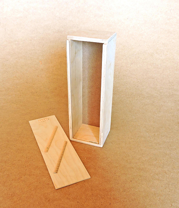 Подарочная коробка 