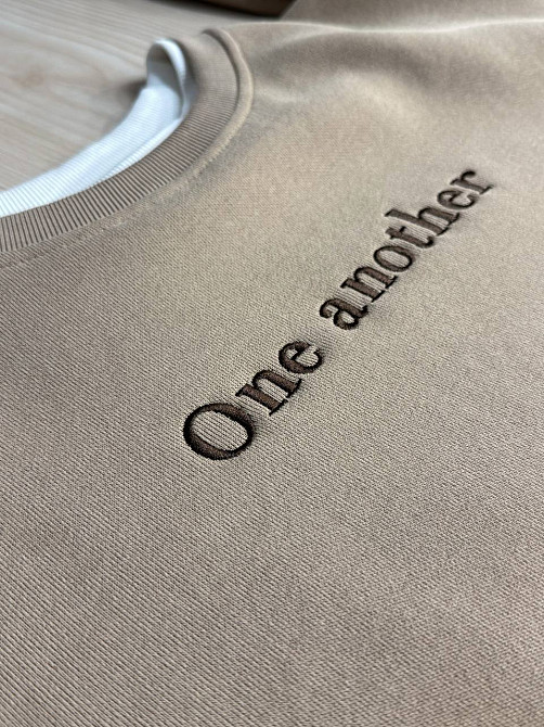 Костюм женский A-N 27063 свитшот и джогеры оверсайз с вышивкой бежевый, бежевый, S Киев - изображение 16