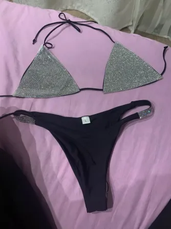 Купальник роздільний з блискучими камінцями S чорно-білий Київ