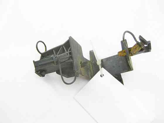 Mercedes-Benz  A2464210694 Тримач гальмівного шланга переднього правого колеса CLA Shooting Brake X117 CLA C117 GLA X156 A-class W176 B-class W242 B-c Одесса