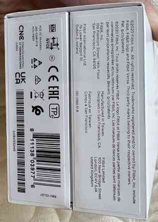 СМАРТ -Часы: FitBit Versa 3. Киев