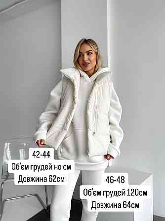 Жіноча тепла жилетка на блискавці без капюшону плащівка еммі на синтепоні Одеса