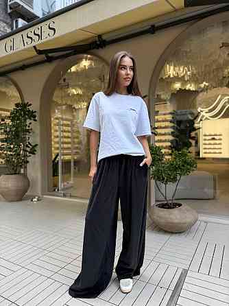 Жіночі базові  об'ємні штани в стилі оверсайз турецький велюр Одеса