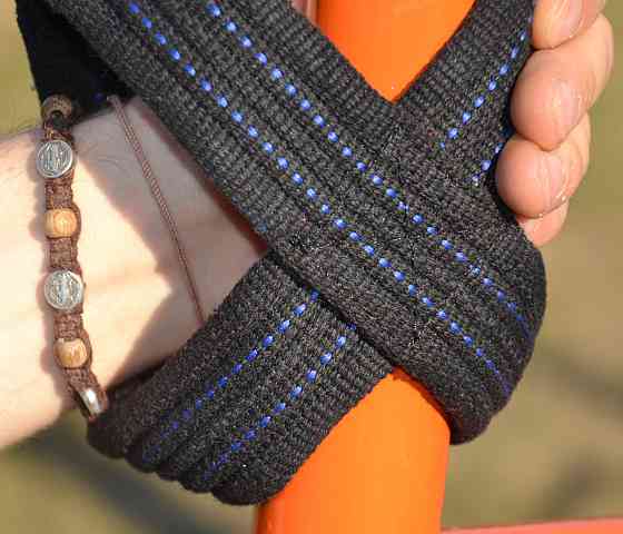 Лямки ремешки для становой тяги восьмерка Лямки для тяги PS для надежного хвата и защиты запястья размер S/M Киев