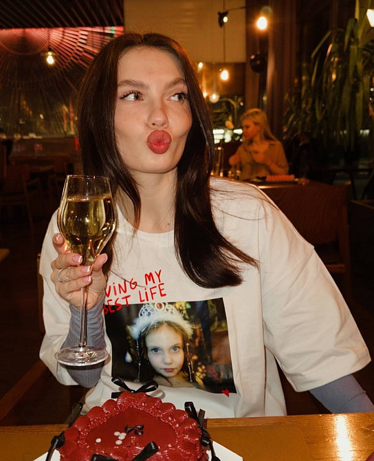 Футболка с фото из детства та надписью 