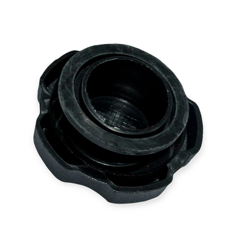 Крышка горловины Ланос 1.5, Авео 1.5, Lacetti 1.6 новый образец маслозаливной Мукачево - изображение 1