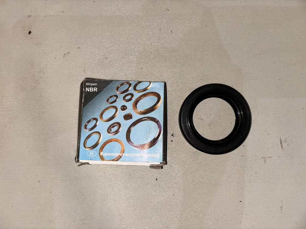 Сальник напівосьи ЗАЗ-1102, ЗАЗ-1103. 40х60х10 мм. Кременчугрезінотехніка. Харків - фото 1