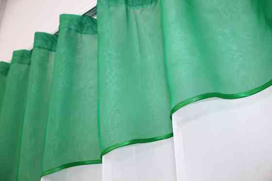 Кухонная занавеска VR-Textil № 047к белый с зеленым 280х170 см (52-0354) Киев