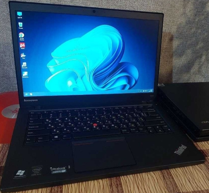 Ноутбук Lenovo Think Pad T440S/ HD+/ Core 15-4300U/ 8Gb./ SSD256Gb. Киев - изображение 5