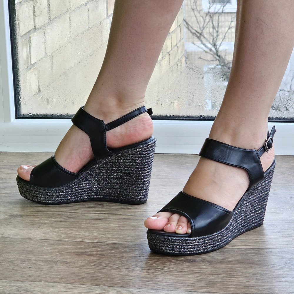 Жіночі Босоніжки на Танкетці Шкіряні Сандалії на Платформі Чорні Літні (розміри: 35,36,37,38,39,40) — 53-2 Дніпро - фото 3