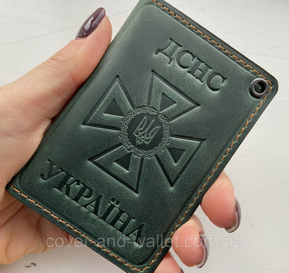 Обложка на удостоверение ДСНС с пластиковым шевроном зеленого цвета P_Leather Киев - изображение 1