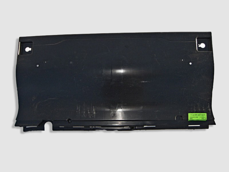 Mercedes-Benz  A2056907904 9051 Пластикова передня частина підлоги багажника чорна C-Class W205 Одесса - изображение 1