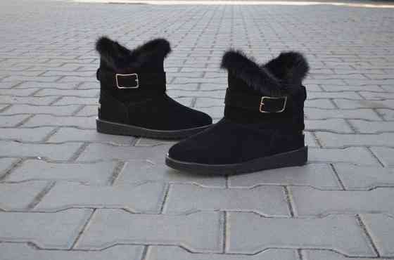 Угги жіночі YDG чорні натуральна замша висота 16 см (1713) Коломыя