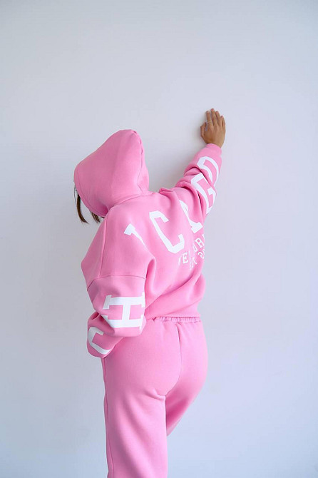 Женский стильный повседневный костюм Chicago с двойным капюшоном Барби, 42/46 Одесса - изображение 1