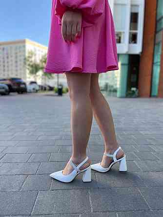 Meideli Жіночі босоніжки білі із закритим гострим носком літні з еко-шкіри на підборах MEIDELI Коломыя