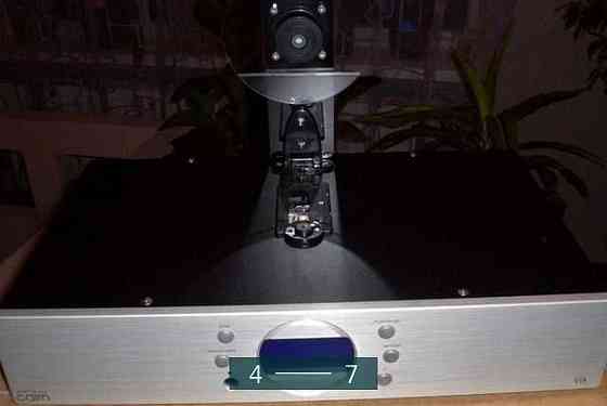 Проигрыватель: CD Cairn Via Soft.Последний экземпляр. Киев