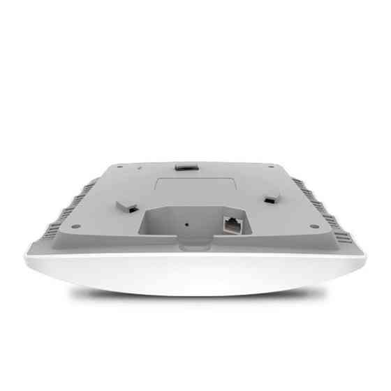 Точка доступу TP-Link EAP225 (AC1350, 1х1Гбіт, постільна, PoE, EAP Controller, 2.4GHz: 3*4dBi, 5GHz: PoE Харьков