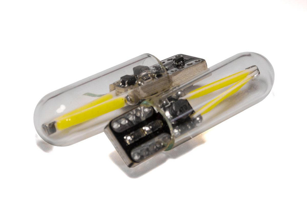 Світлодіодна лампа StarLight T10 1 діод COB 12 V-24 V 1 W WHITE мультиполярна/скряна колба/лита плата Black Харків - фото 2